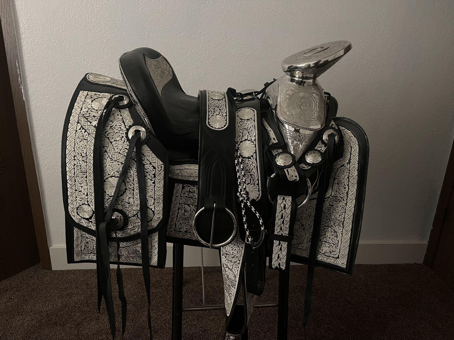 Montura Charra