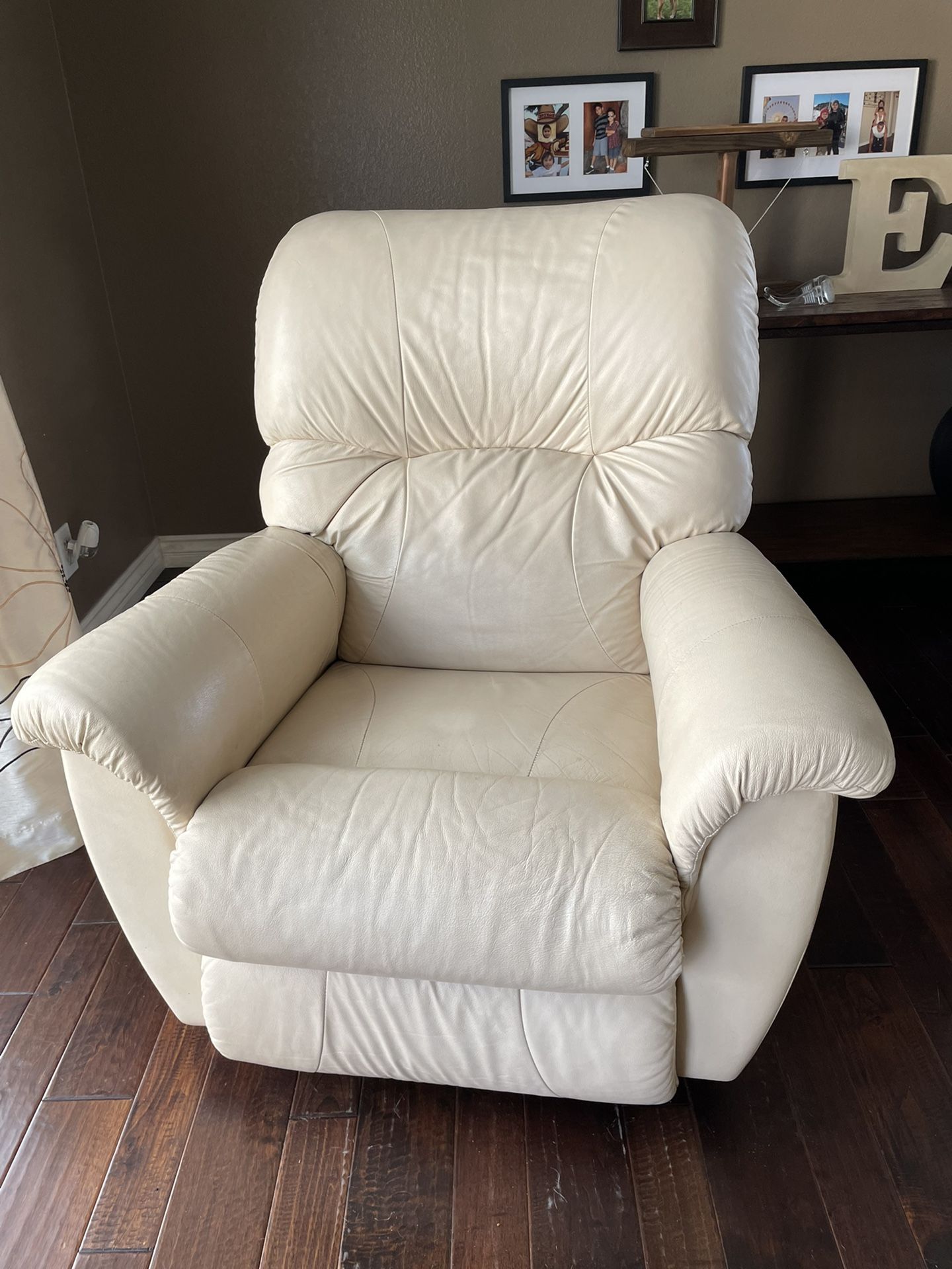White Leather Lazy Boy Recliner