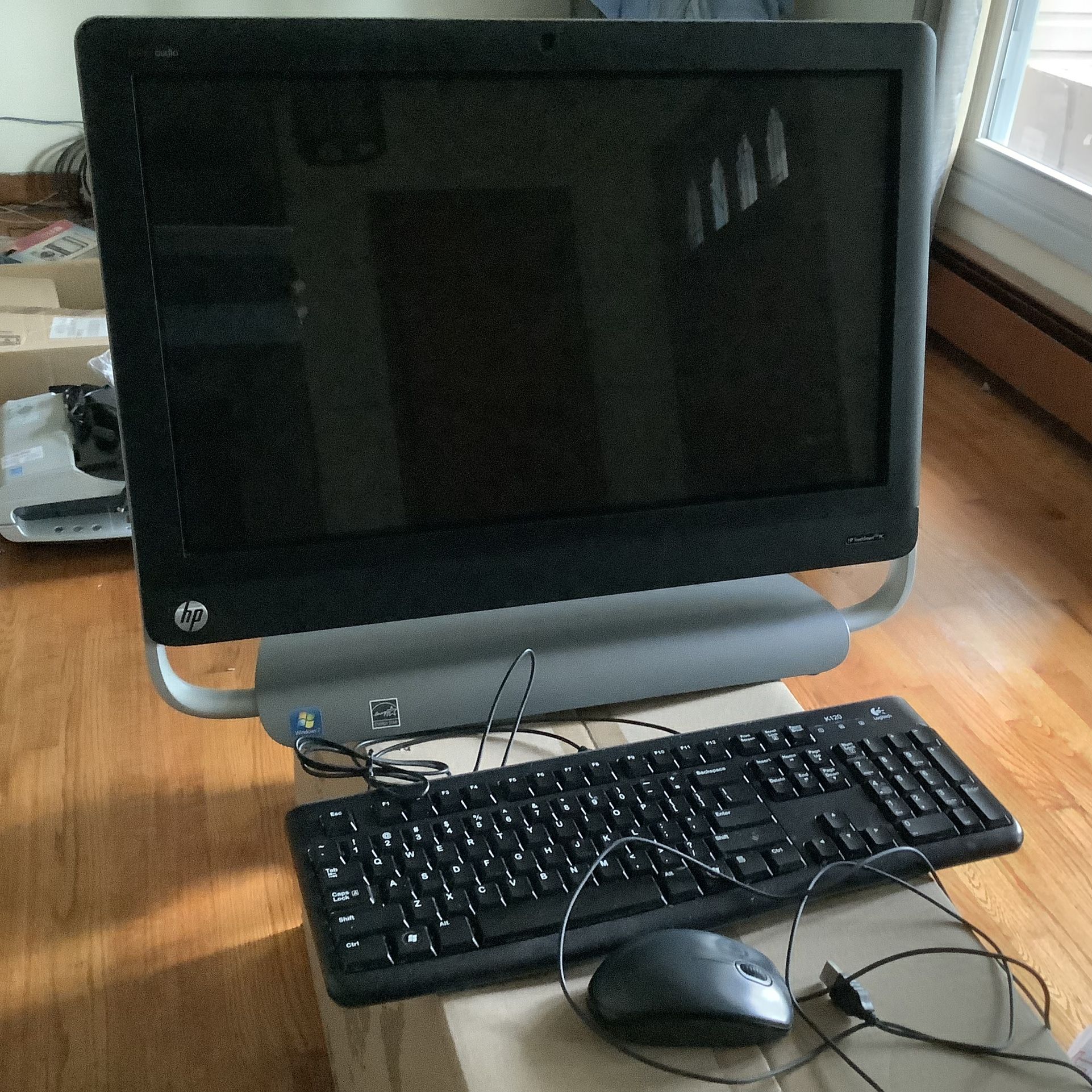HP touchsmart 520 All in One Laptop With Keyboard And Mouse