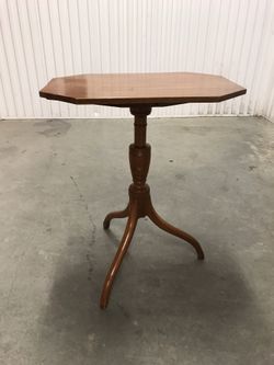 Antique Cherry Tilt Top Table