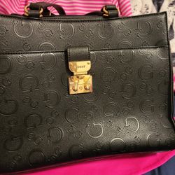 Purse Guess.