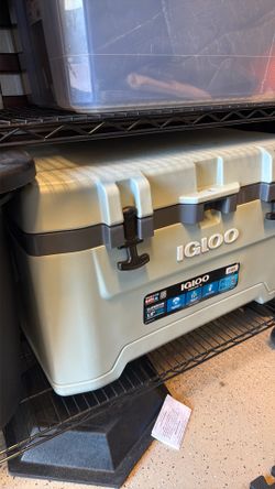 Igloo cooler