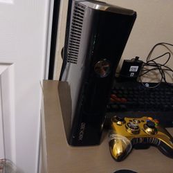 Xbox 360 With 3 Controllers And 2 360 Media Hard Drives