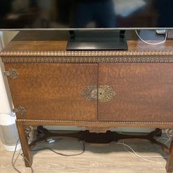 Cabinet 15x40x34" High