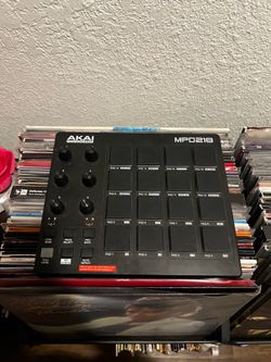 Akai Professional MPD218