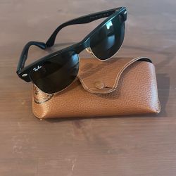 Ray-Ban Clubmaster Sunglasses
