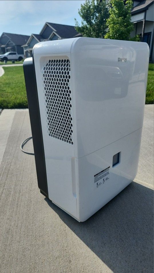 Danby 70 Pint Dehumidifier – Like New, Refurbished!