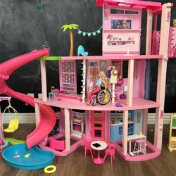 Like-New Barbie Dream House 
