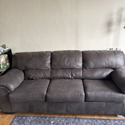 Pullout couch