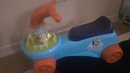 Bluey ride on