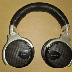 Active Noise Cancelling Bluetooth Headphones Over Ear with Microphone