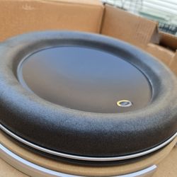 JL AUDIO 12" W7  Parts Or Repair