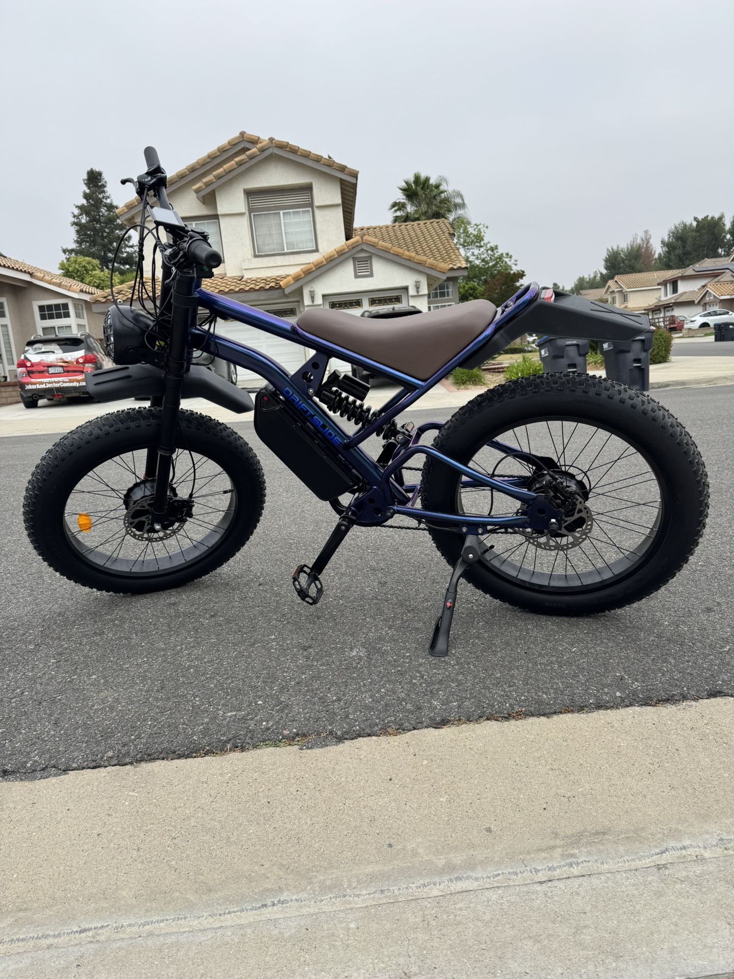 Dual-motor high-speed electric bicycle