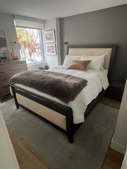 Queen bed Frame & Box spring