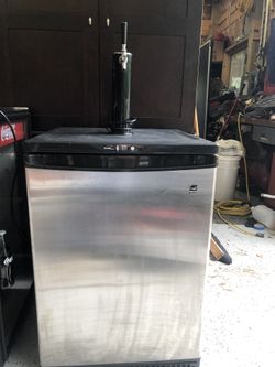 Danby  Designer Beer Kegerator 