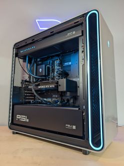 RTX 5070 // Intel Core Ultra 7 265k // 32GB DDR5 // 1TB Gen5 NVMe // WiFi 7