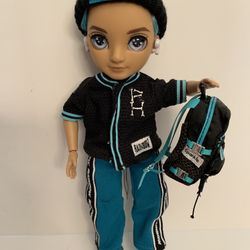 River Kendall Rainbow Junior High Series 1 Doll