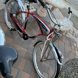 Schwinn Cruiser Deluxe  7 Speed 