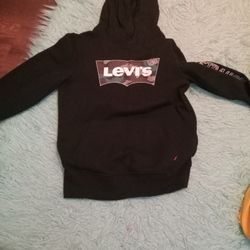 Black Levi's Sweater