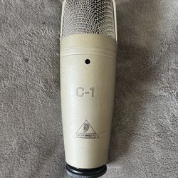 Behringer C-1 Medium-Diaphragm Condenser Microphone