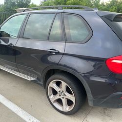 BMW X5 blue SUV