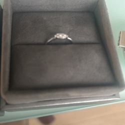 14k White Gold Ring With Diamonds 