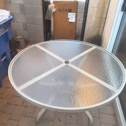 Outside Dining Table With 4 Chairs 