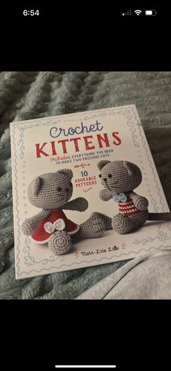 Crochet Kittens Kit to make 2 cats (10 patterns) by Mari-Liis Lille - New In Box, Unused 