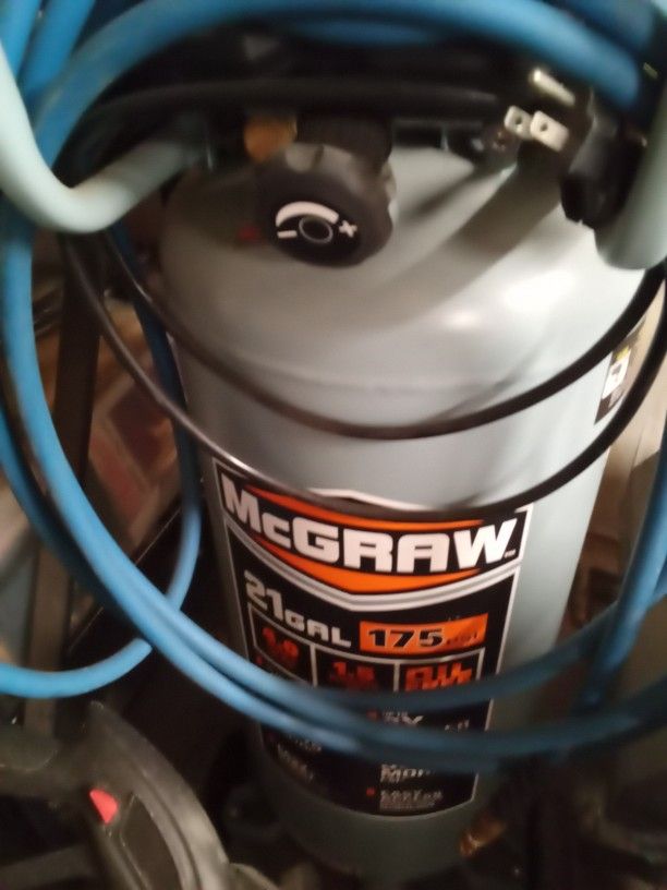 McGraw 21 Gallon Air Compressor