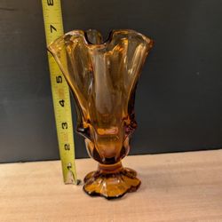 Vintage Fenton Valencia Handkerchief Vase 