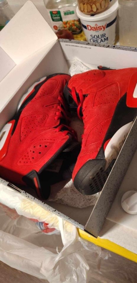 Jordan 6 Toro Size 10 Mens