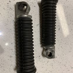 Harley Davidson foot rest 33048-72