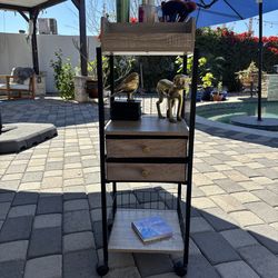 Rolling utility cart