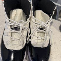 Jordan 11 Concord So 12 No Box. Price Reflects. Meet At The Rite Aid In Renton On North East 12Th And Sunset Boulevard. Make Offer.