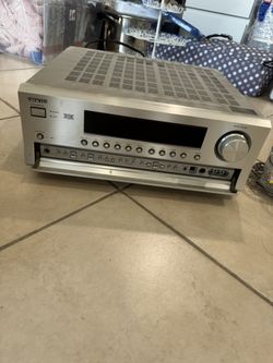 Onkyo stereo SR-703