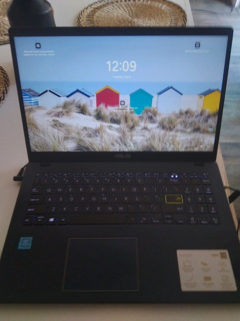 Asus 2 Months Old,This Year Model Win 11 Warrantied
