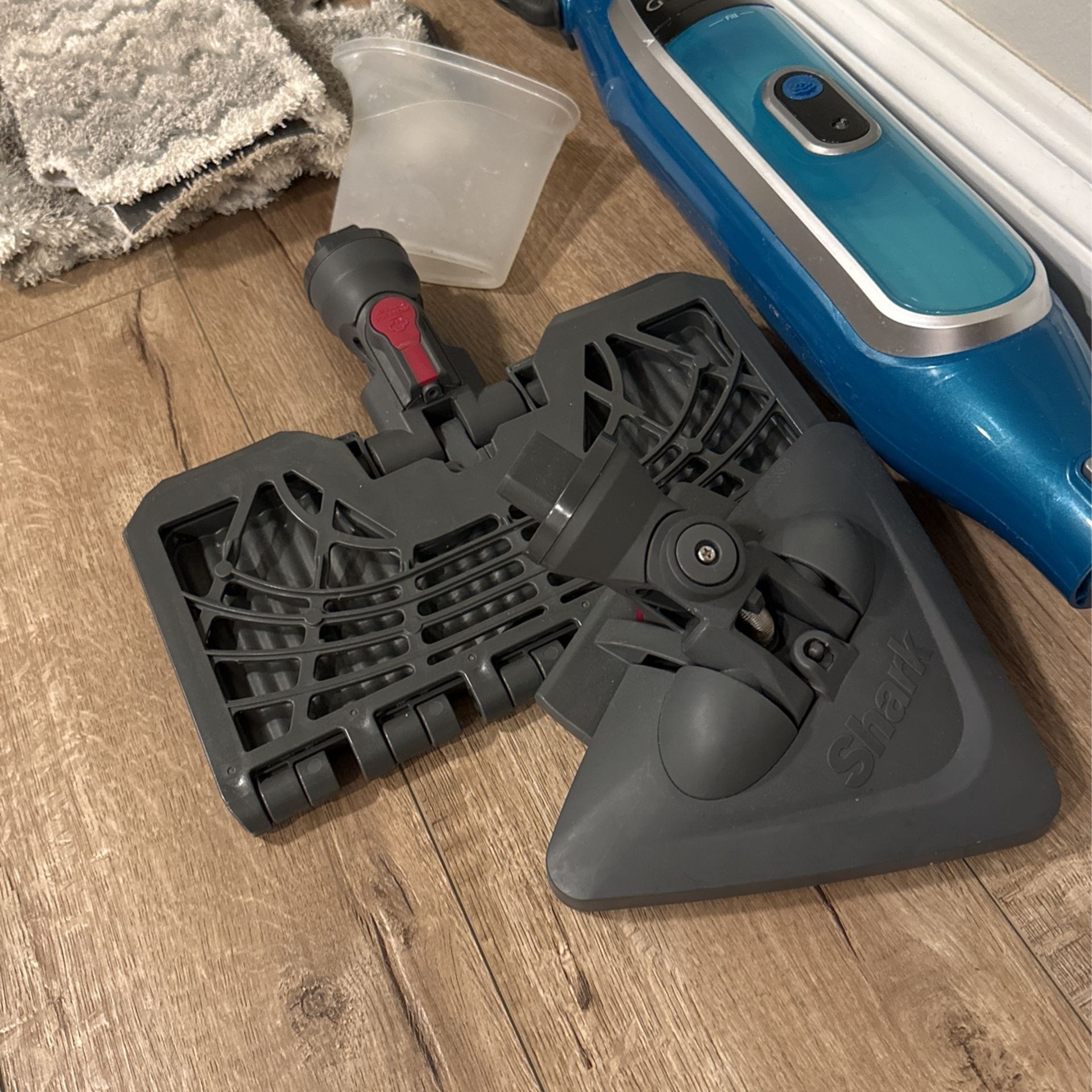 Shark Genius Steam mop