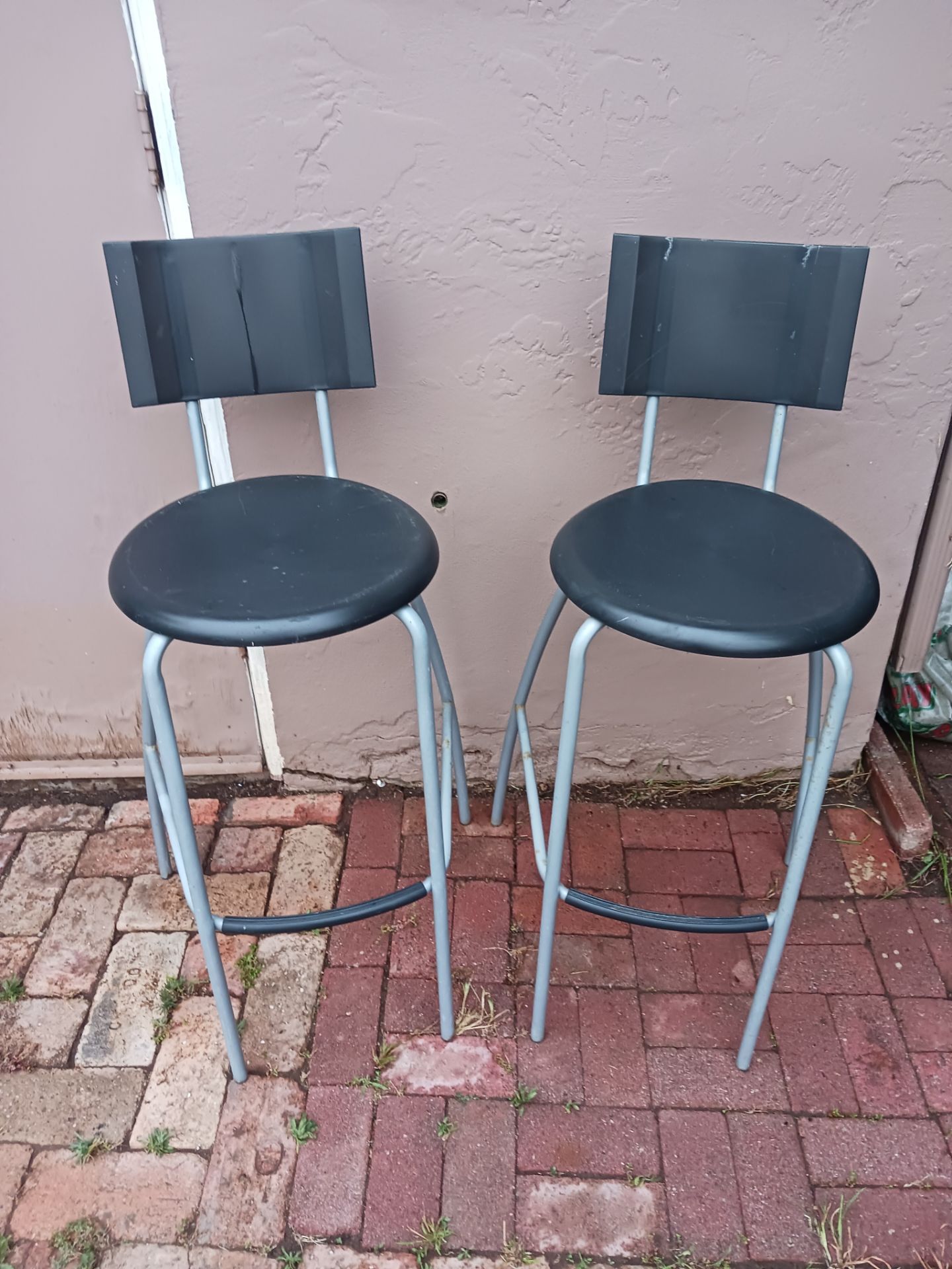 Bar chairs