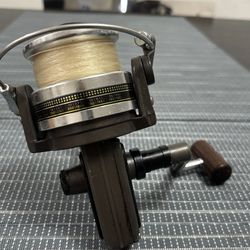 Preowned Daiwa BG30 Reel With Monofilament Line 🔥