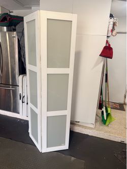 Bifold closet doors