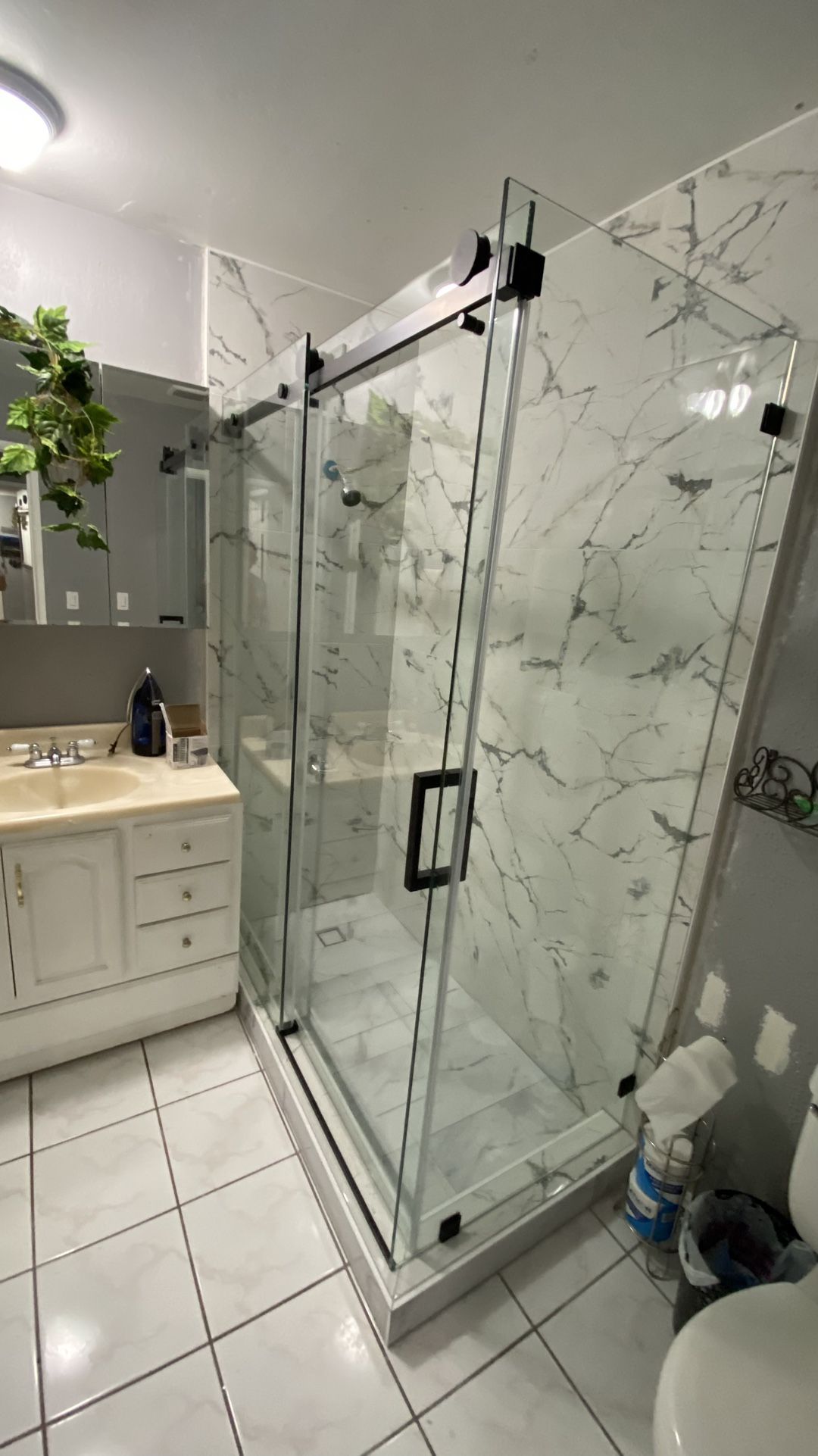 New L-shape Customized Shower Door Sliding Matt Black