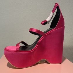 Platform Pink High Platform Heels With Straps Size 6.5 