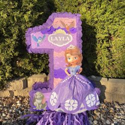 Piñata princesa Sofía! Creaciones El Jaripo