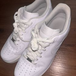 All White Air Force 1s Size