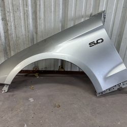 Fender Ford Mustang 5.0  2018-2023 Drivers SIDE OEM 