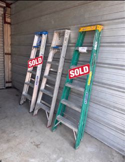 6’ LADDERS FOR SAAAALE HERE