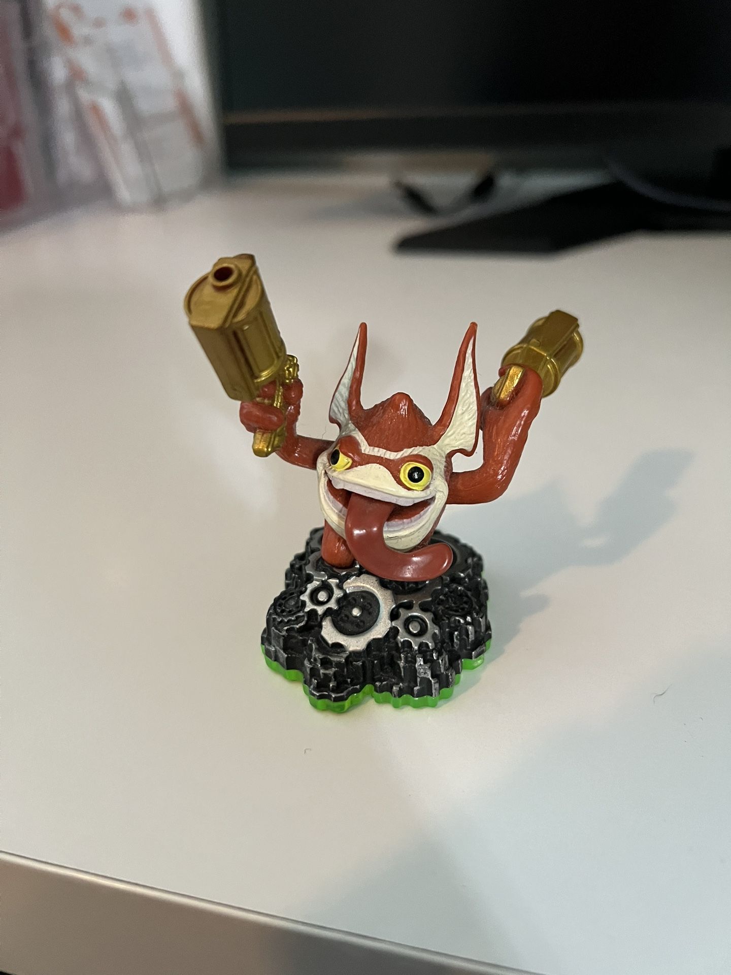 Rare Vintage Original Skylanders Trigger Happy Adventure Figure 2011 E3