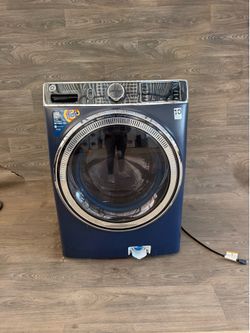 GE washer laundry