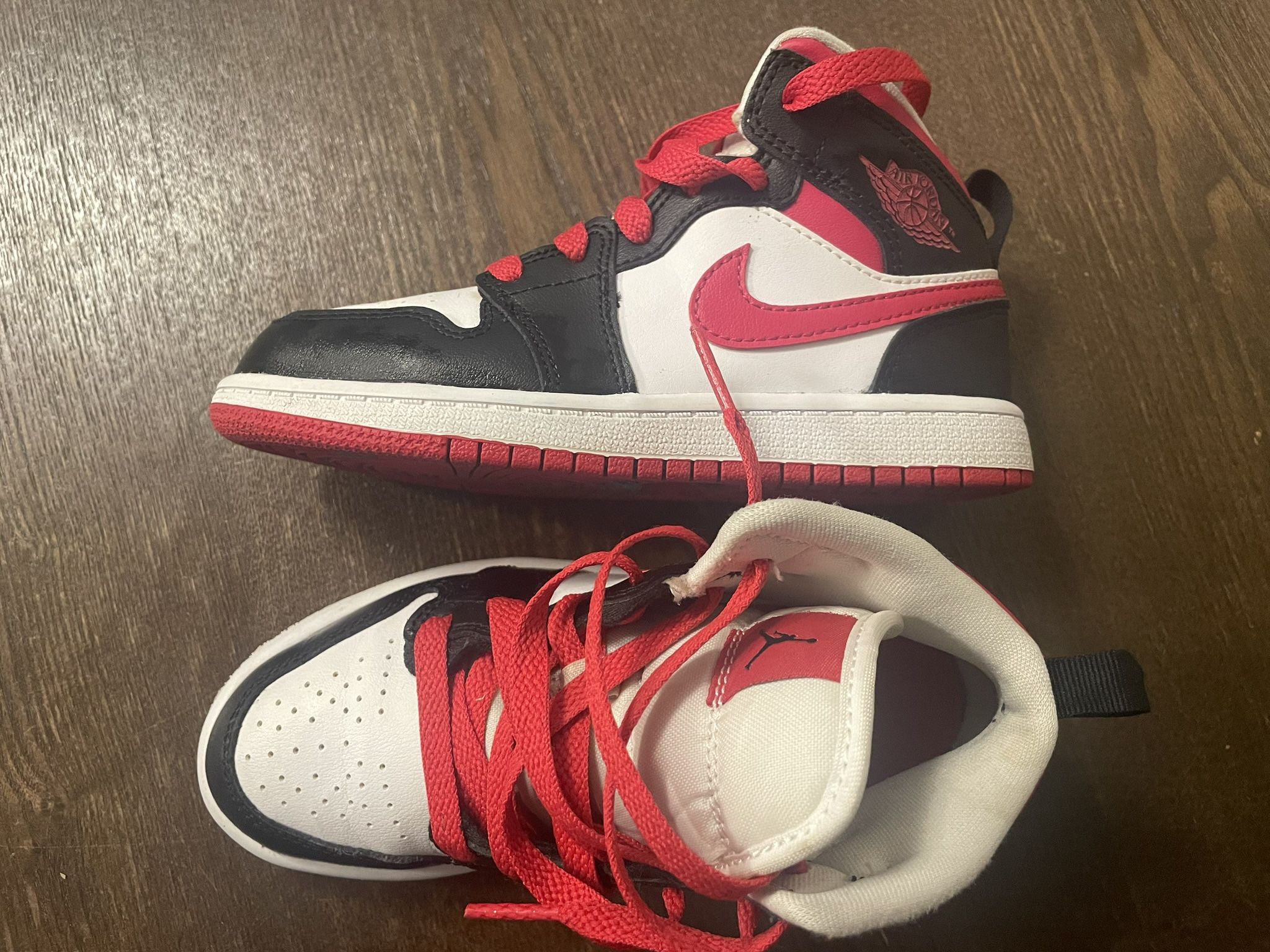 Little Kids Sz 12 Jordan 1