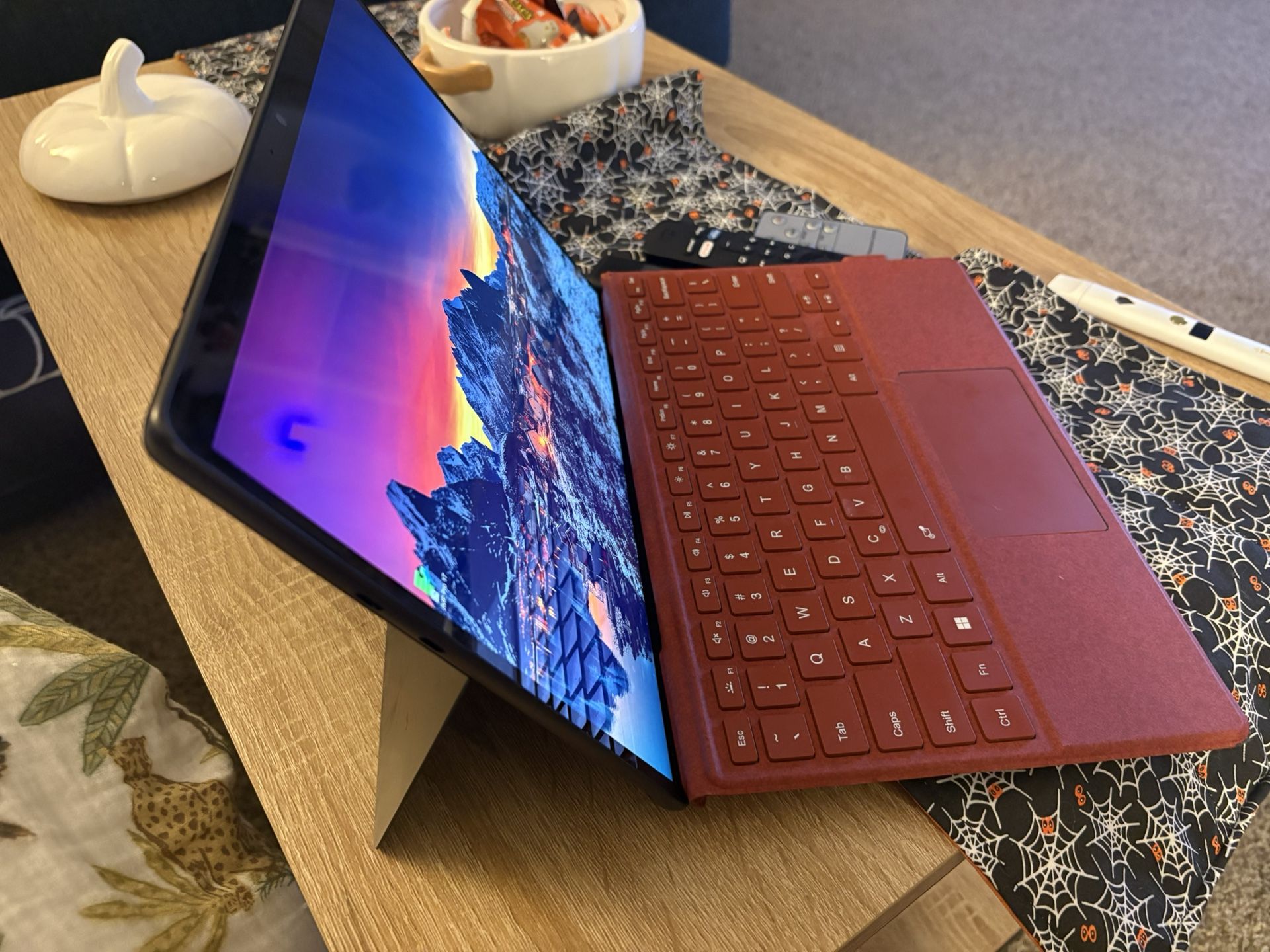 Microsoft Surface Pro 9, With Keyboard